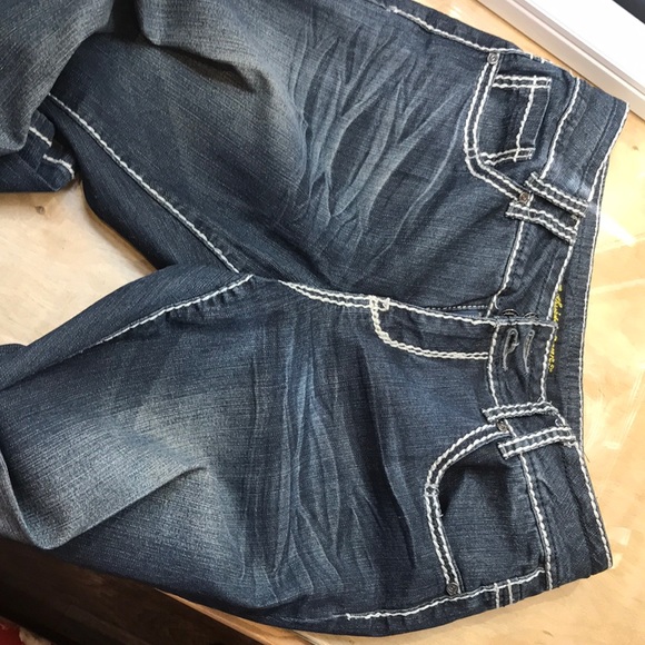 Jeans - Picture 3 of 3